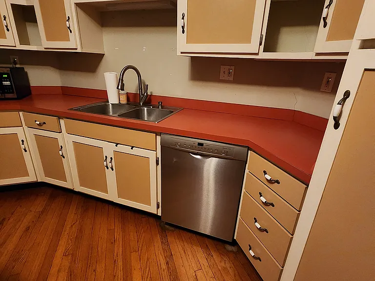 218 S Albany St #1 — Photo 14