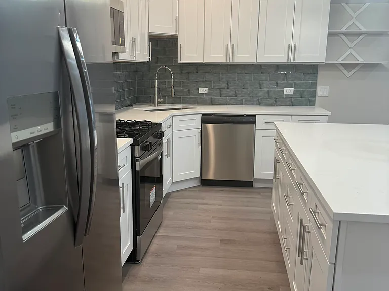 5549 N Lincoln Ave #3 — Photo 11