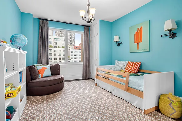 Sold by Town Residential | media 18