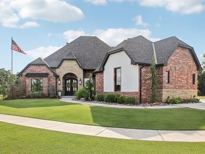 5813 Tiger Stone Dr, Mustang, OK, 73064