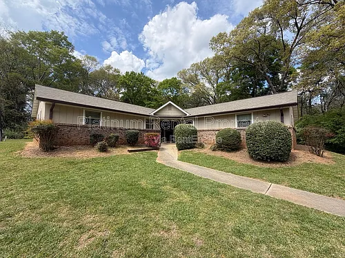 1512 Waverly Way #D-2 Photo 1
