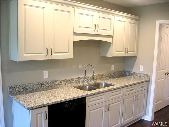 5th image of 4451 Alderic St