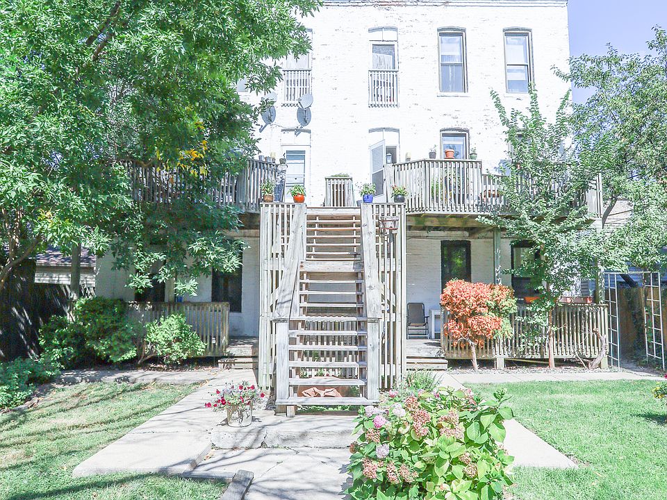 1st image of 1455 W Erie St #1F