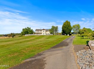 620 Tibbling Rd, Selah, WA 98942
