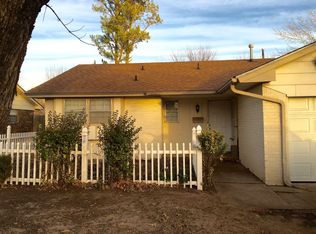 221 Overton Dr, Norman, OK 73071