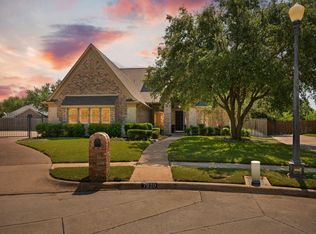 7920 Brandon Ct, North Richland Hills, TX 76182