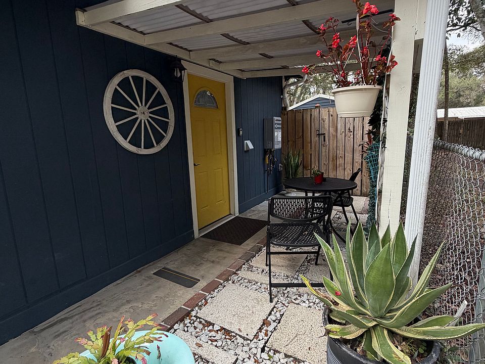 1st image of 2058 NW 31st Ave