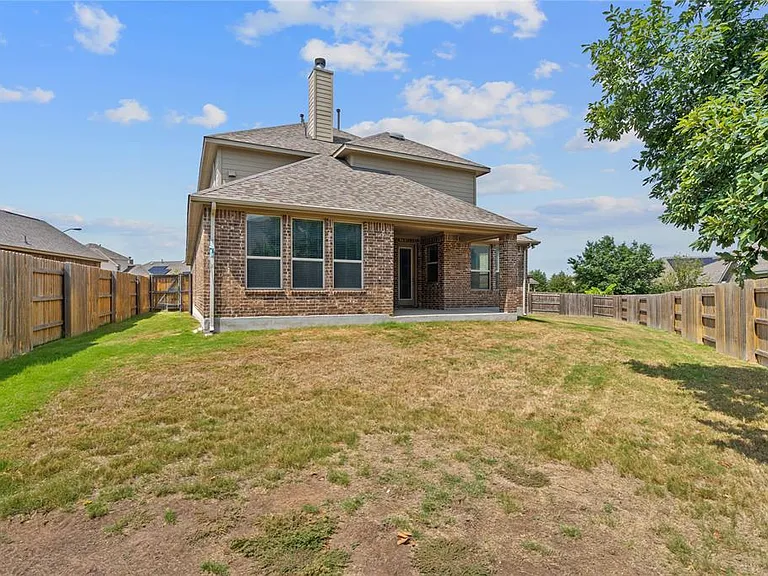 2905 Consuelo Way — Photo 26