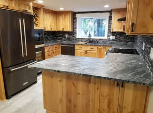 12500 SW Riverview Ln, Wilsonville, OR 97070