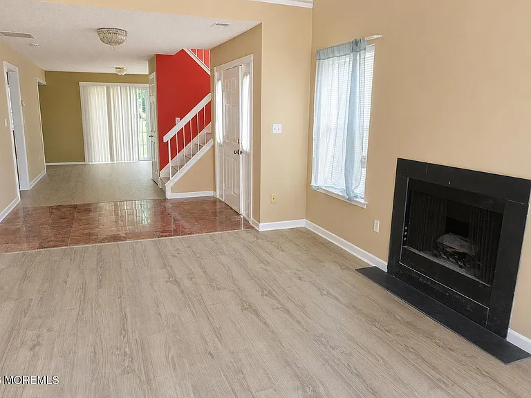 114 Orion Rd — Photo 5