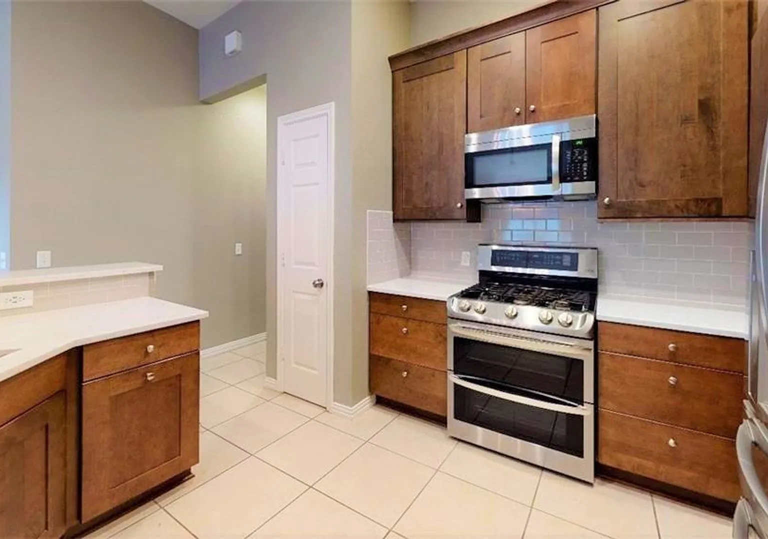 10904 Mint Julep Dr Austin, TX 78748 — Photo 4