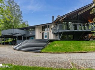 2608 Strawberry Rd, Anchorage, AK 99502