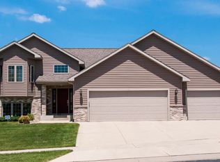 6424 Shetland Dr NW, Rochester, MN 55901