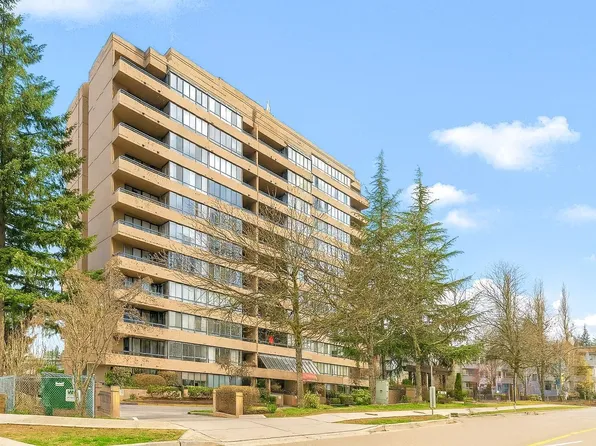 460 Westview St #103, Coquitlam, BC V3K 6C9