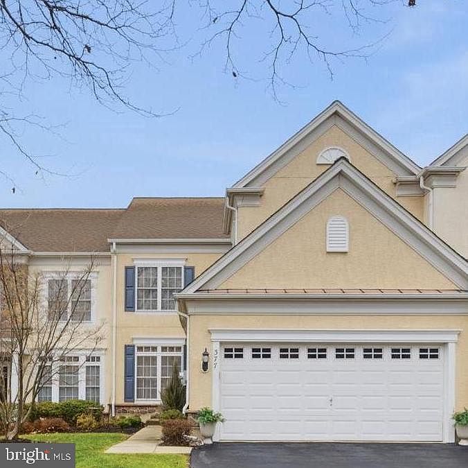 1st image of 377 Primrose Dr