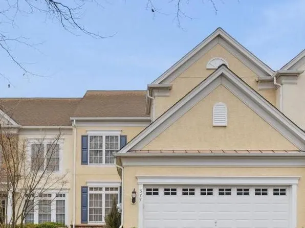 377 Primrose Dr, Lansdale, PA 19446