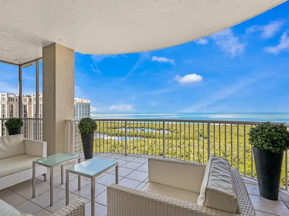 7117 Pelican Bay Blvd APT 1903, Naples, FL 34108