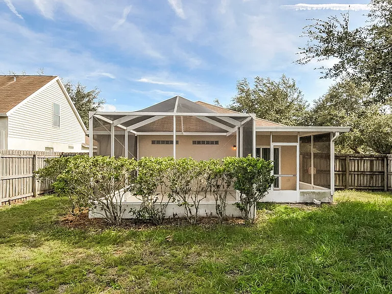 10808 Shasta Ct — Photo 17