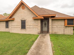 1221 E Daffodil St, Pharr, TX 78577