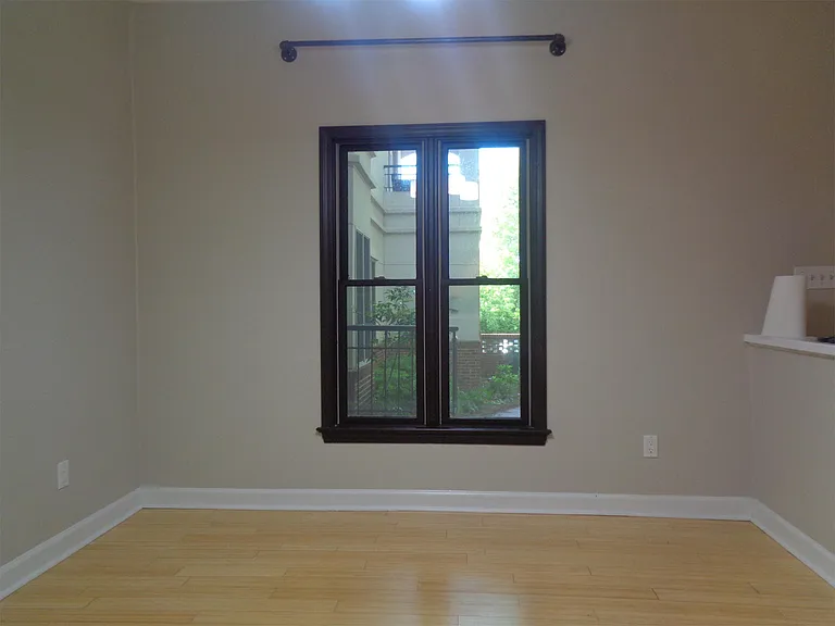 252 E Davie St #1 — Photo 10