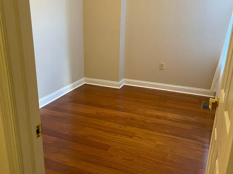2219 Fitzwater St #A — Photo 11