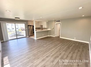 326 S Serrano Ave #1, Los Angeles, CA 90020