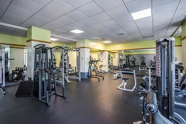 Rented by R New York | media 3