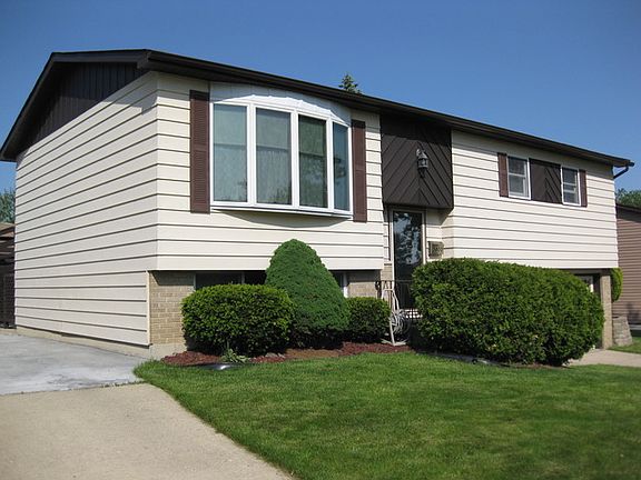 2nd image of 5800 Albert Dr