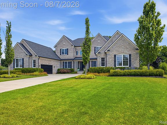 4th image of 18168 Shagbark Dr