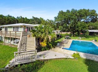 10118 Choctaw Dr, Bay Saint Louis, MS 39520