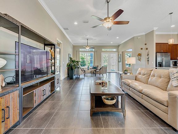 Large Living Area