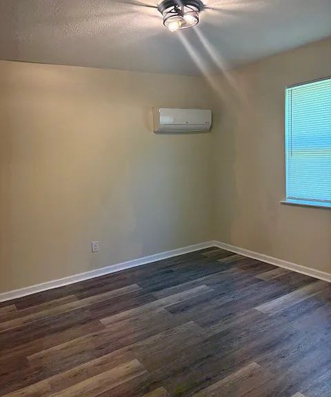3817 Oakland Dr — Photo 18