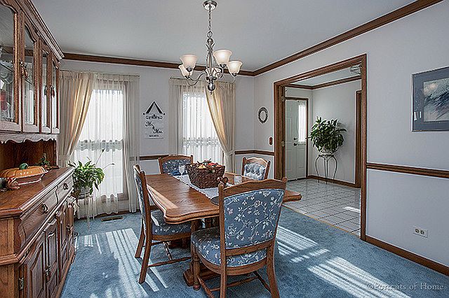 1st image of 221 Gingerbrook Ln