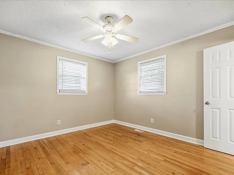 1007 Greenleaf Rd — Photo 14