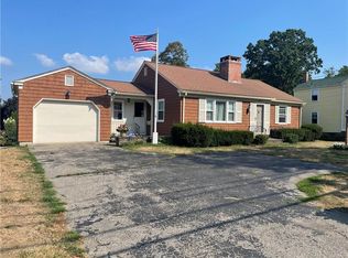 1000 Hope St, Bristol, RI 02809