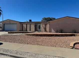 1535 Monte Sanders Ln, El Paso, TX 79935