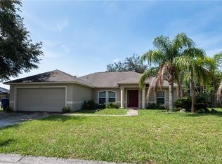 585 Ed Douglas Rd, Groveland, FL 34736