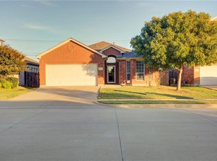 8753 Bloomfield Ter, Fort Worth, TX 76123