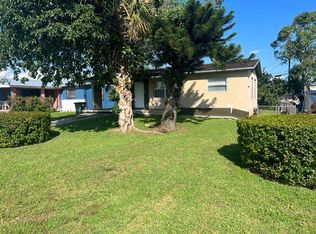 573 SW 11th St, Belle Glade, FL 33430