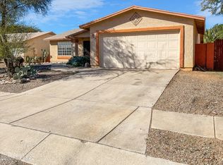 9611 E Azuma Way, Tucson, AZ 85747