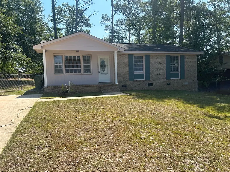 3728 Baywater Dr — Photo 2
