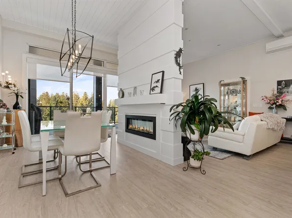 45745 Watson Rd #604, Chilliwack, BC V2R 2Y2