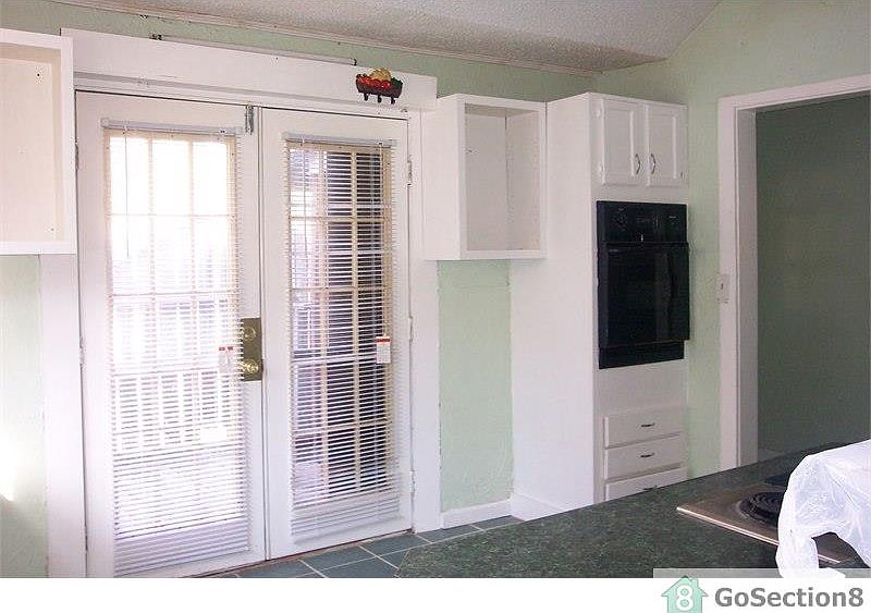 2nd image of 1628 42nd St