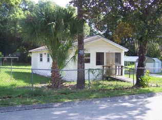 637 W Hubbard Ave, Deland, FL 32720