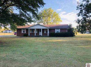 551 Powell St, Benton, KY 42025