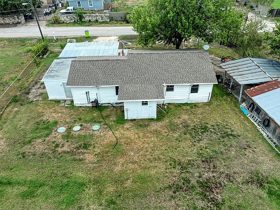 3rd image of 12901 New Katy Ln