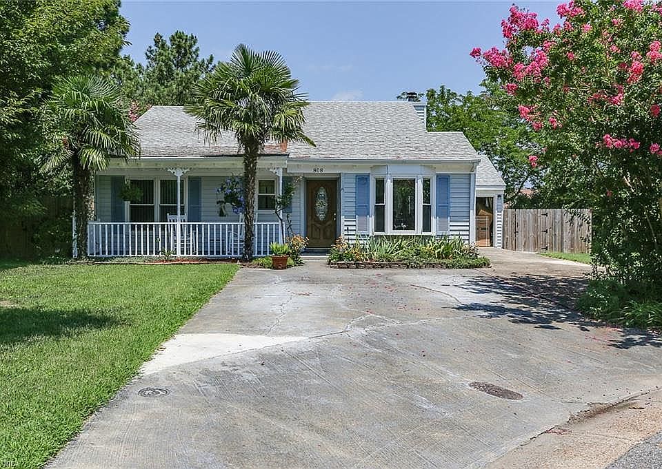 1st image of 808 Chigwell Ct