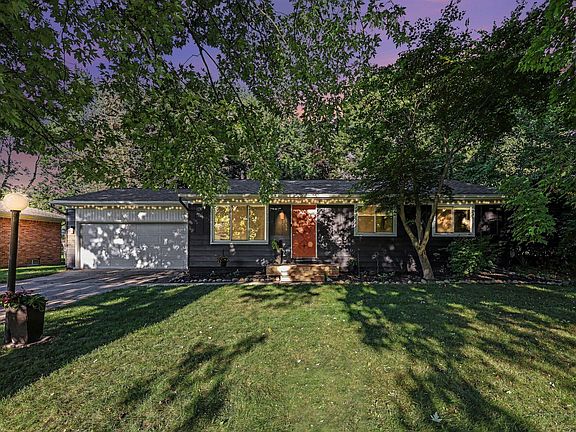 2nd image of 47473 Woodall Rd