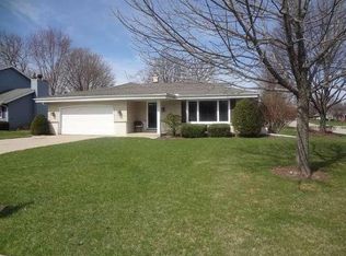 W164N10443 Timberline Ct, Germantown, WI 53022
