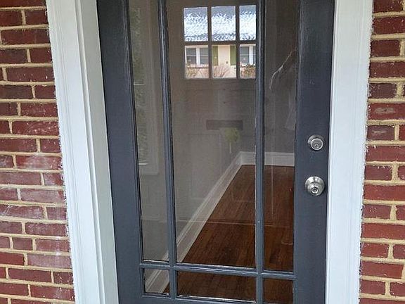 3rd image of 125 Woodrow Ave